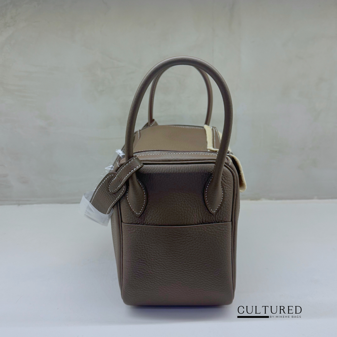 Hermès Lindy 26 in Etoupe