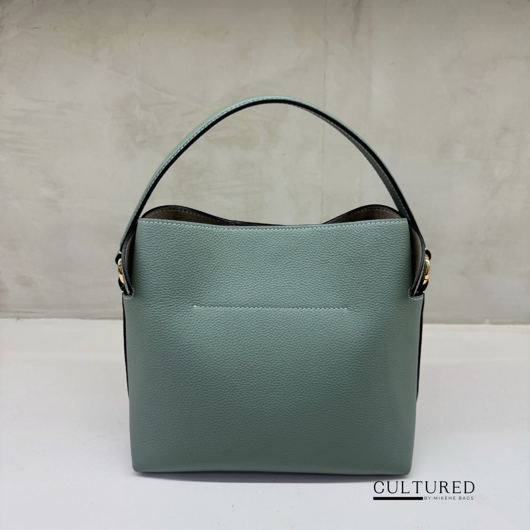 Fleuron Medium Swann in Vert Amande