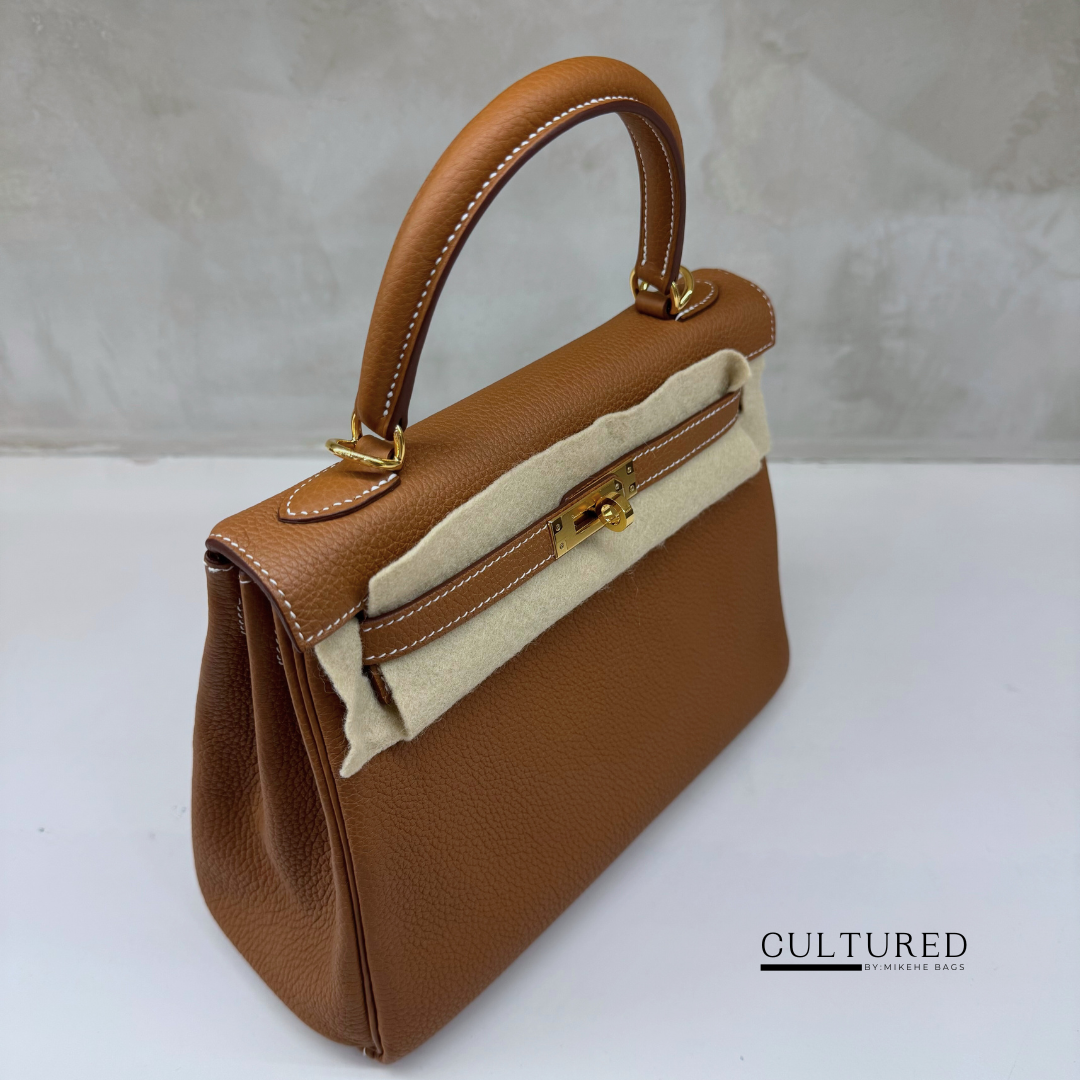 Hermès Kelly 25 in Gold on Gold