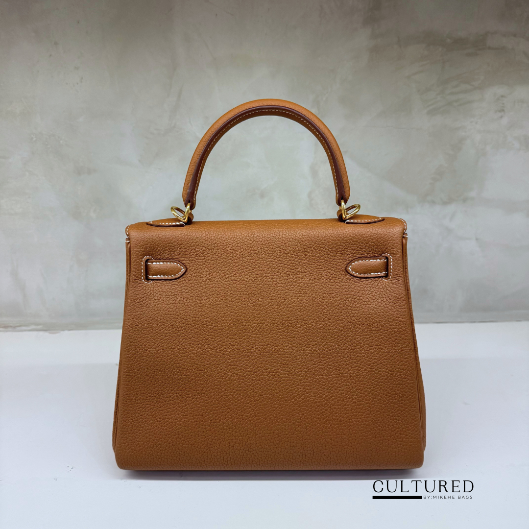 Hermès Kelly 25 in Gold on Gold