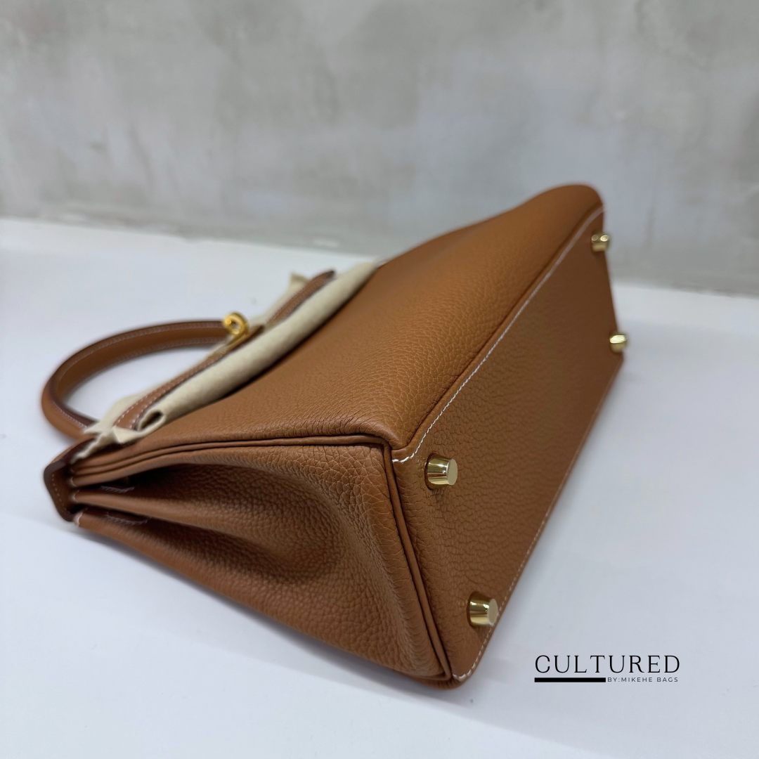 Hermès Kelly 25 in Gold on Gold