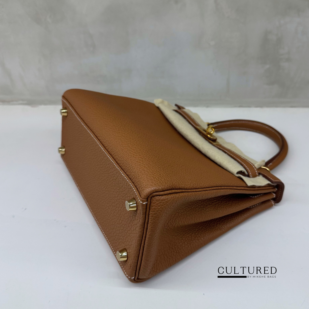 Hermès Kelly 25 in Gold on Gold