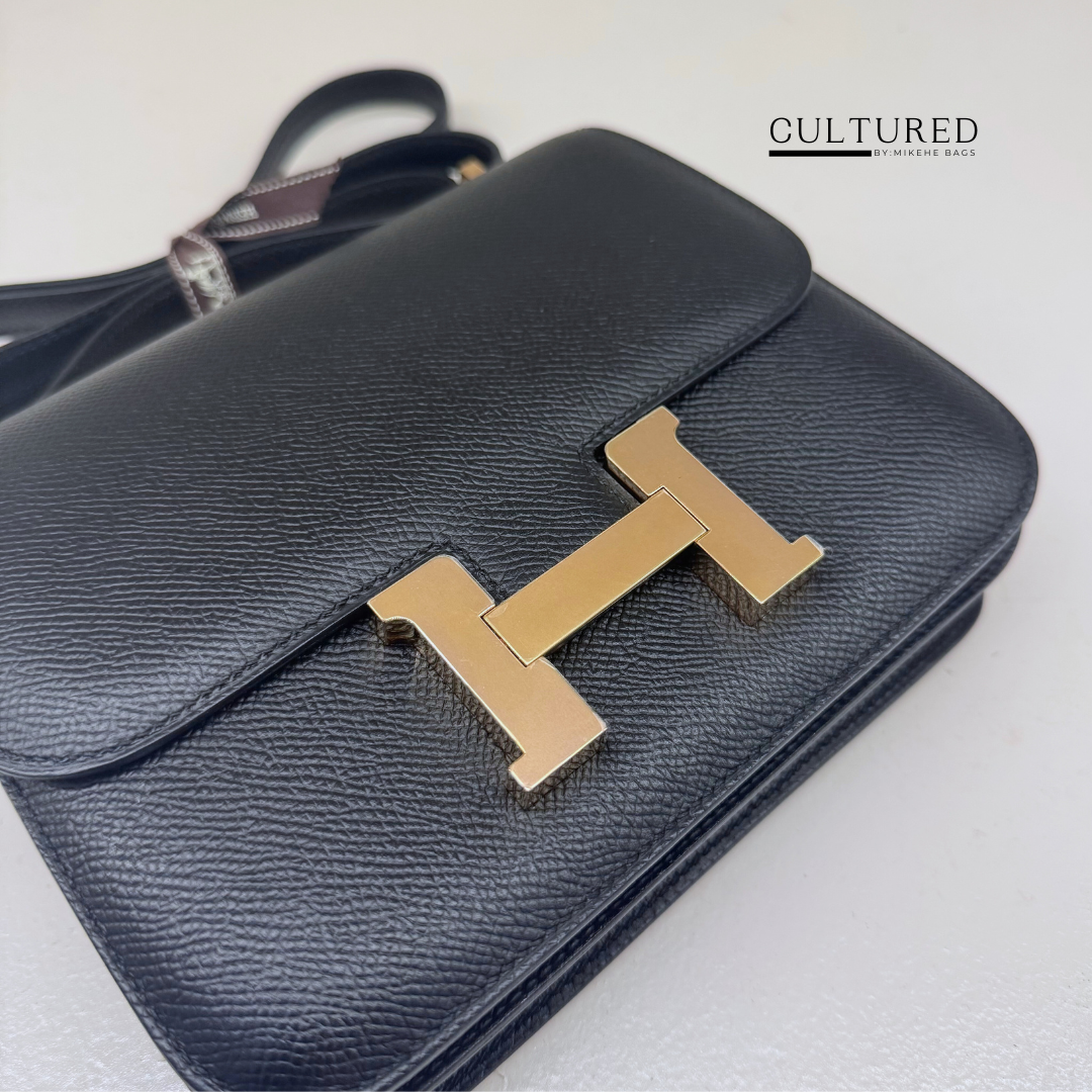 Hermès Constance 19 in Black
