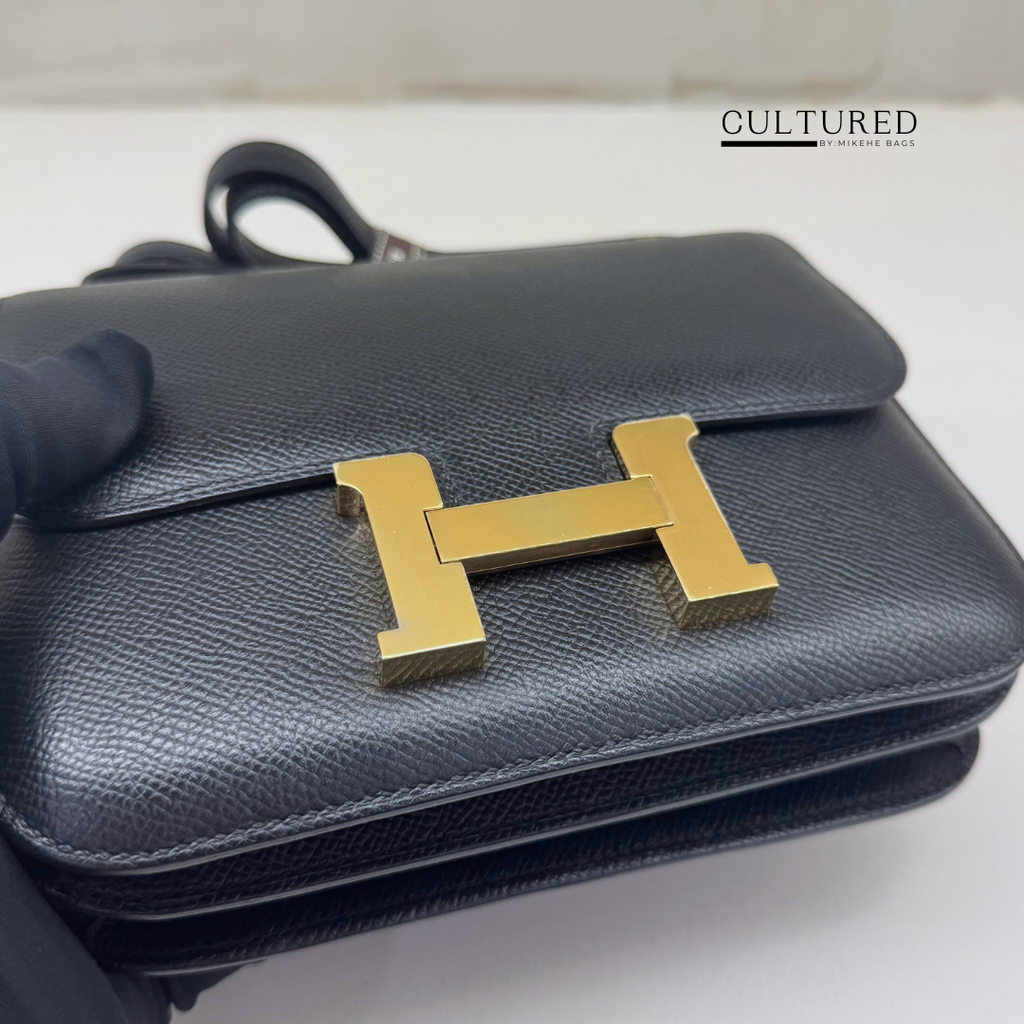 Hermès Constance 19 in Black