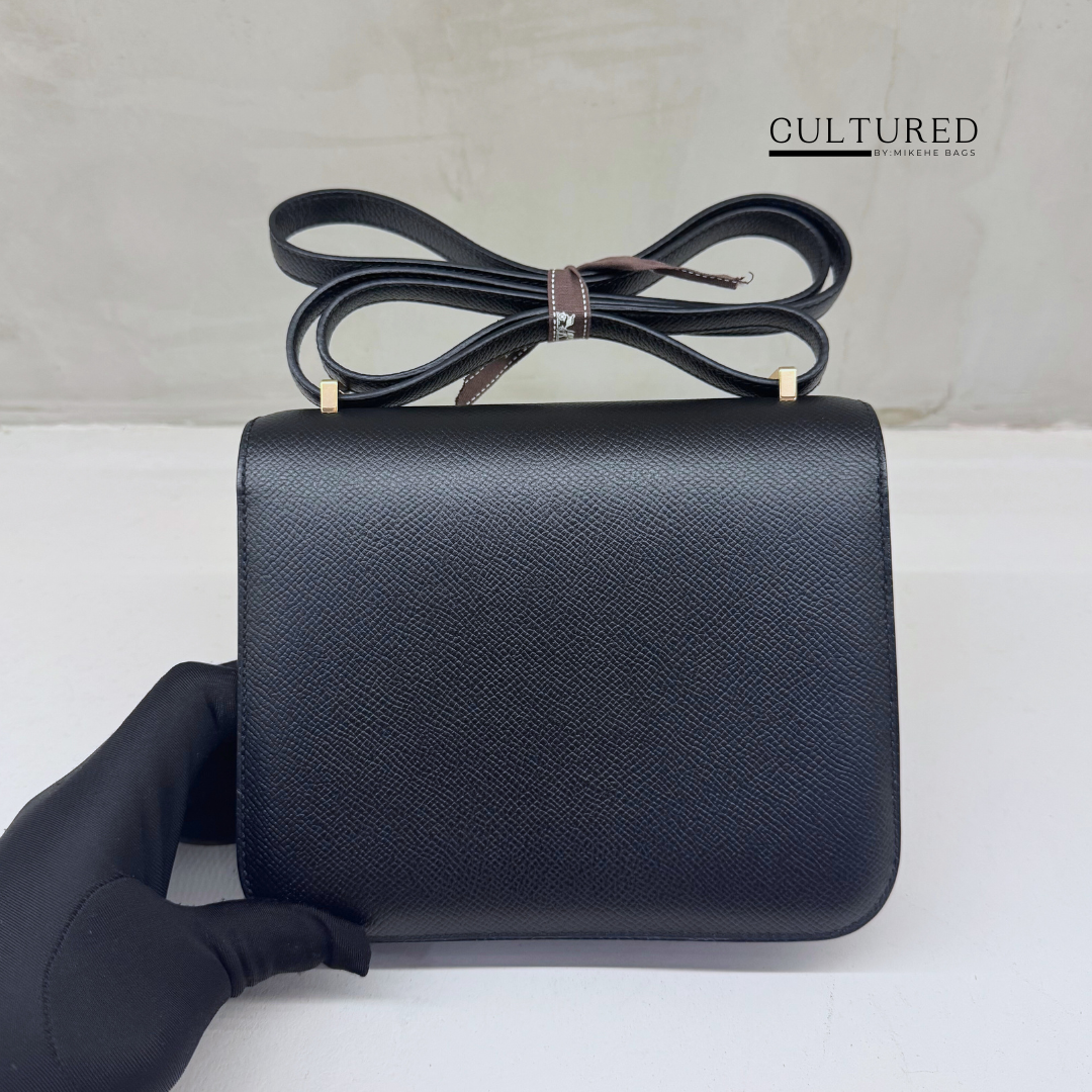 Hermès Constance 19 in Black
