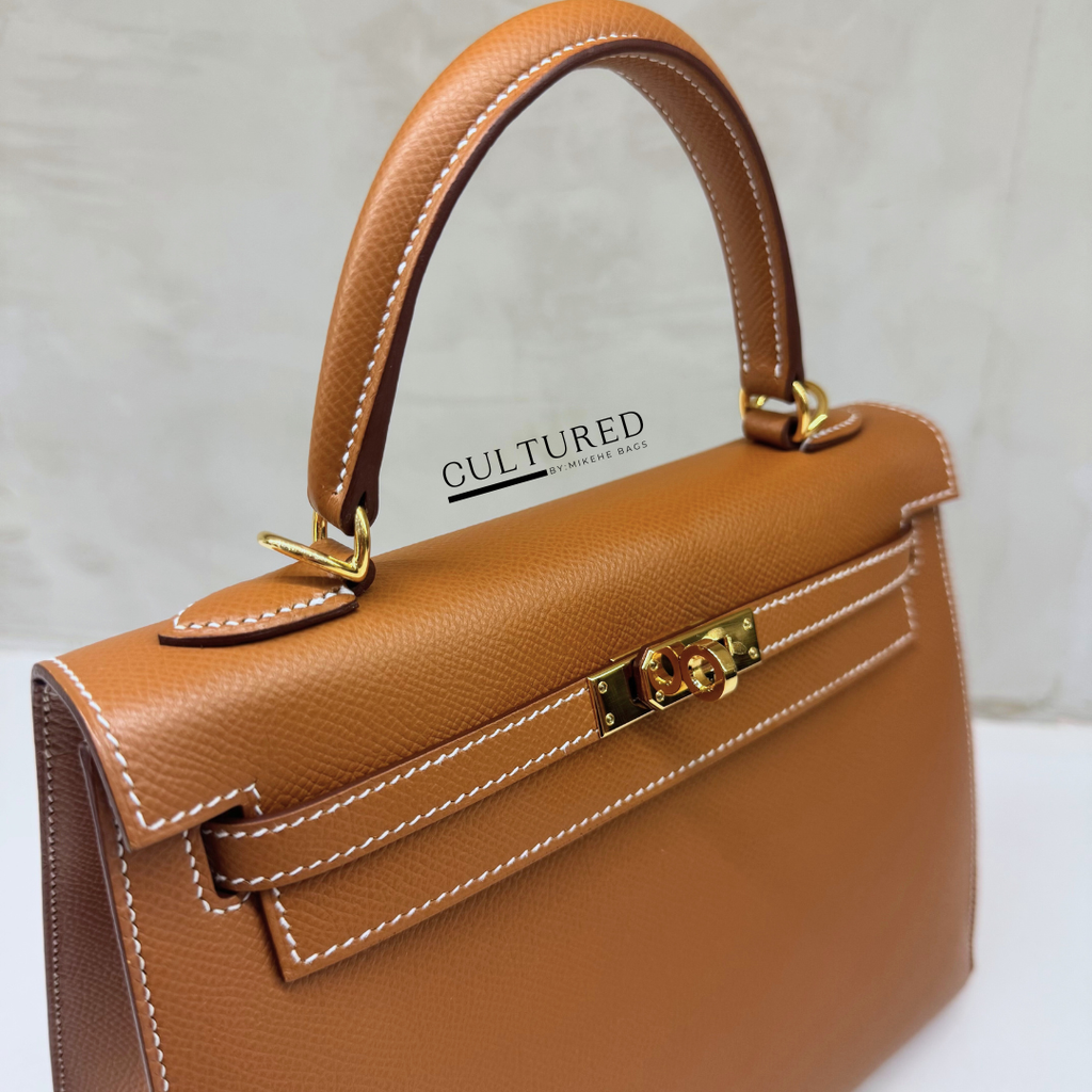 Hermès Kelly 25 in Gold on Gold