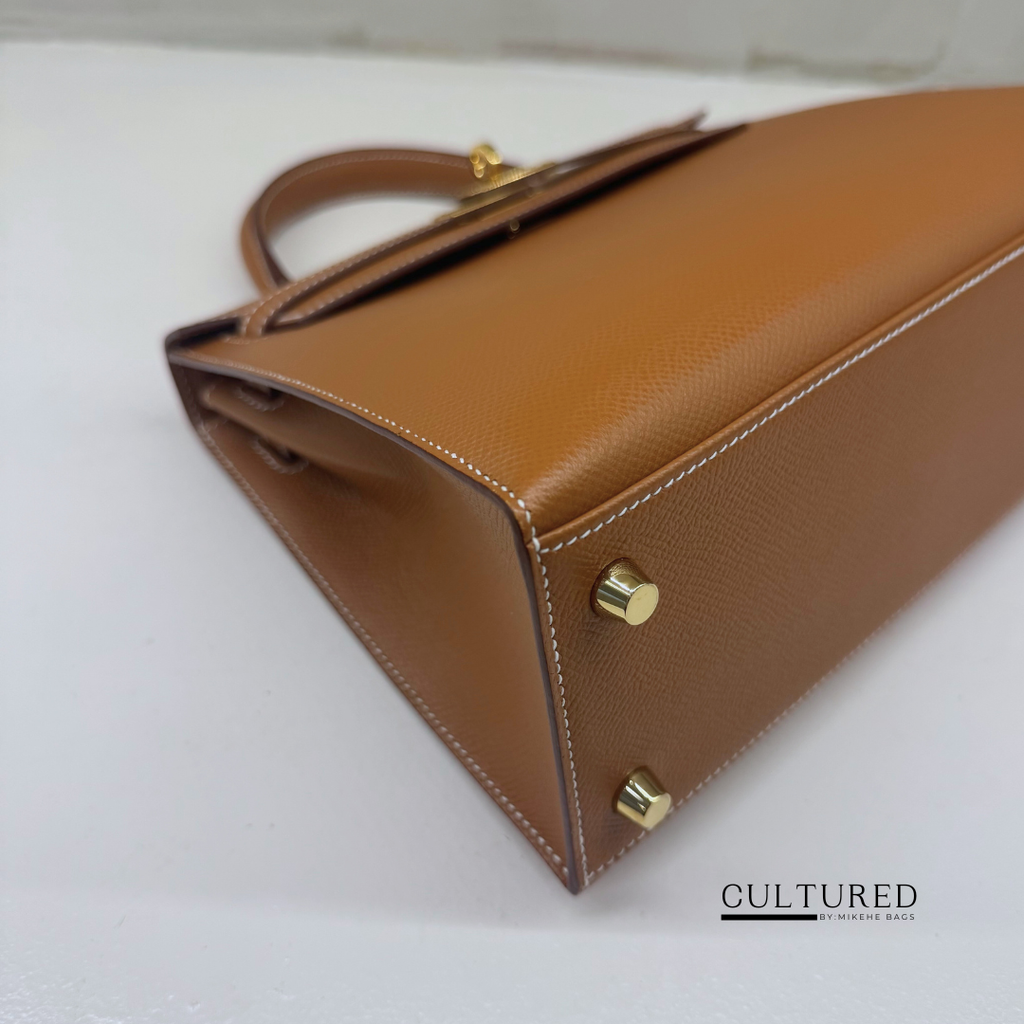 Hermès Kelly 25 in Gold on Gold