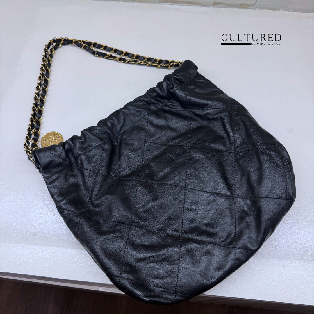 Chanel 22 in Black