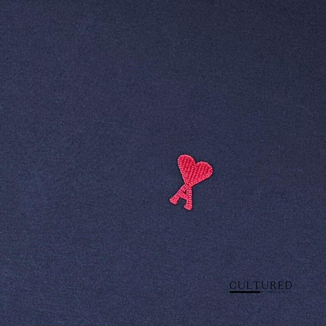 Ami De Coeur T-Shirt in Navy