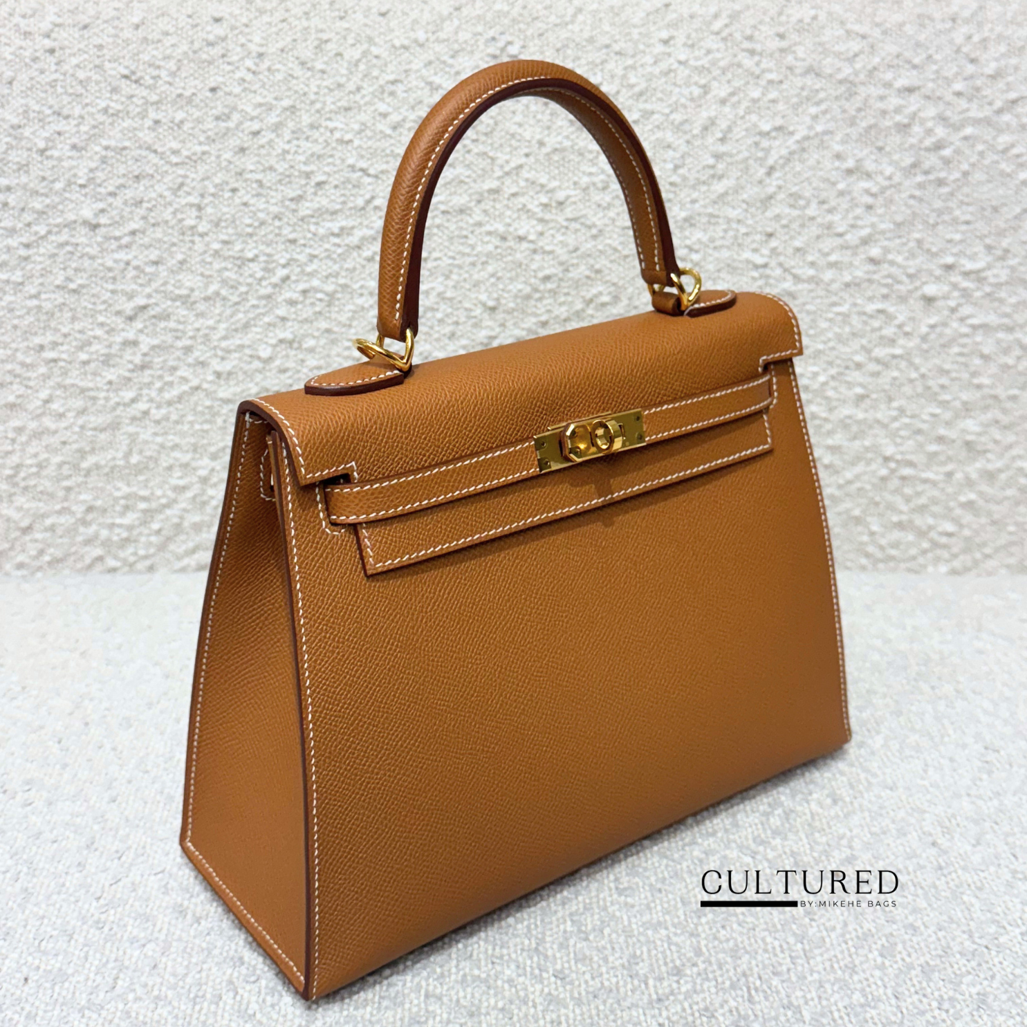 Hermès Kelly 25 in Gold on Gold