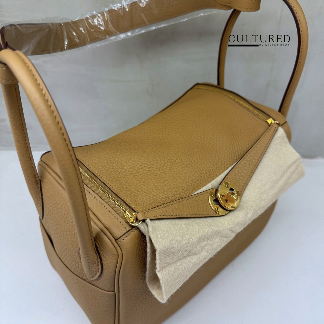 Hermès Lindy 26 in Biscuit