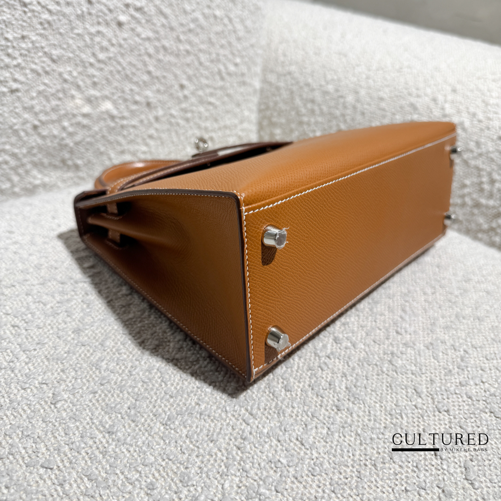 Hermès Kelly 25 in Gold