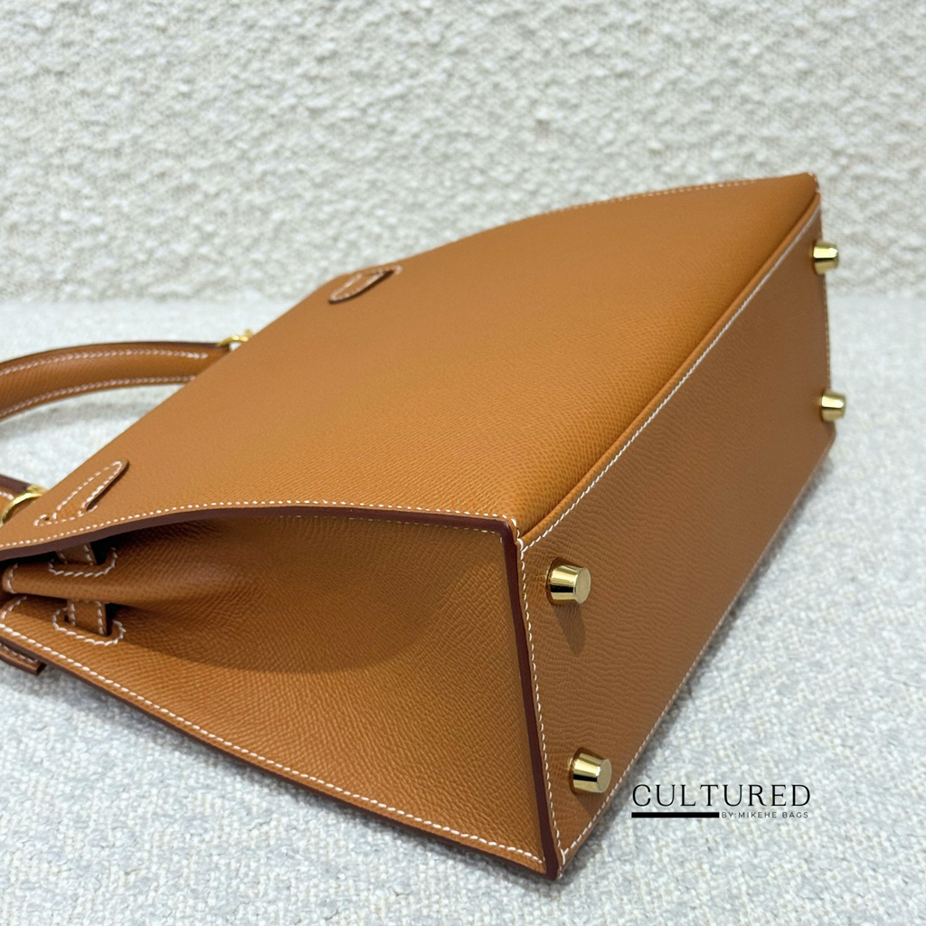 Hermès Kelly 25 in Gold on Gold